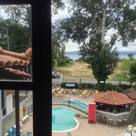 Panos