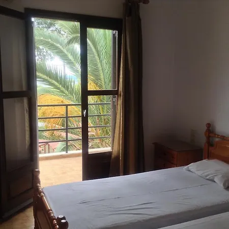 Panos Agia Paraskevi (Skiathos)